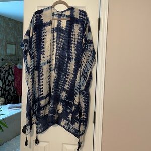 ‘Do Everything In Love’ Modern Beach Coverup